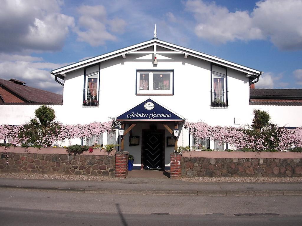 Jahnkes Gasthaus-Pension Garni Todesfelde Exterior photo